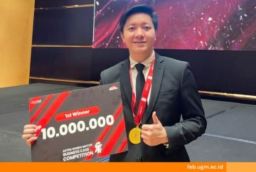 Mahasiswa FEB UGM Juara 1 Astra Honda Motor Business Case Competition